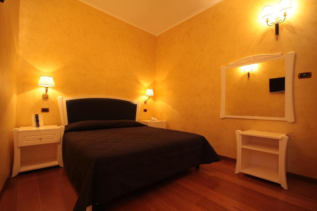 Hotel Rojan Sulmona Phòng bức ảnh