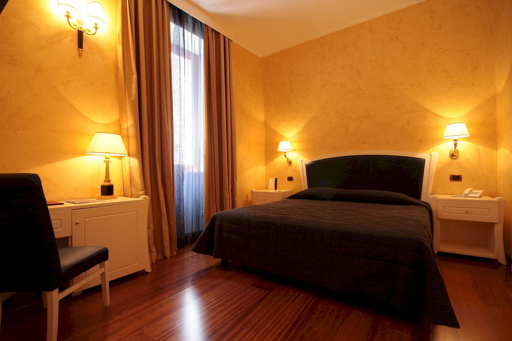 Hotel Rojan Sulmona Ngoại thất bức ảnh