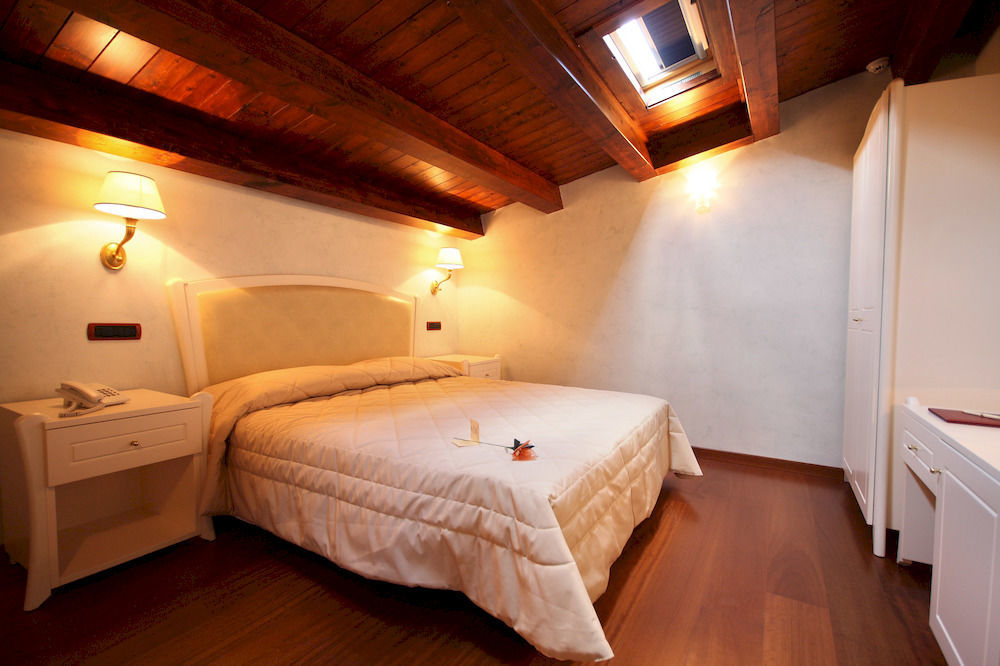 Hotel Rojan Sulmona Ngoại thất bức ảnh