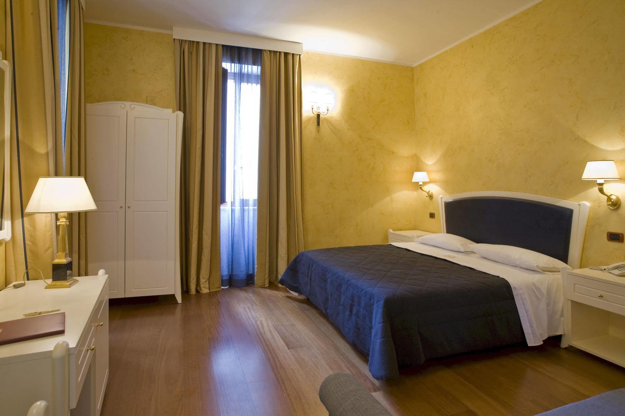 Hotel Rojan Sulmona Ngoại thất bức ảnh