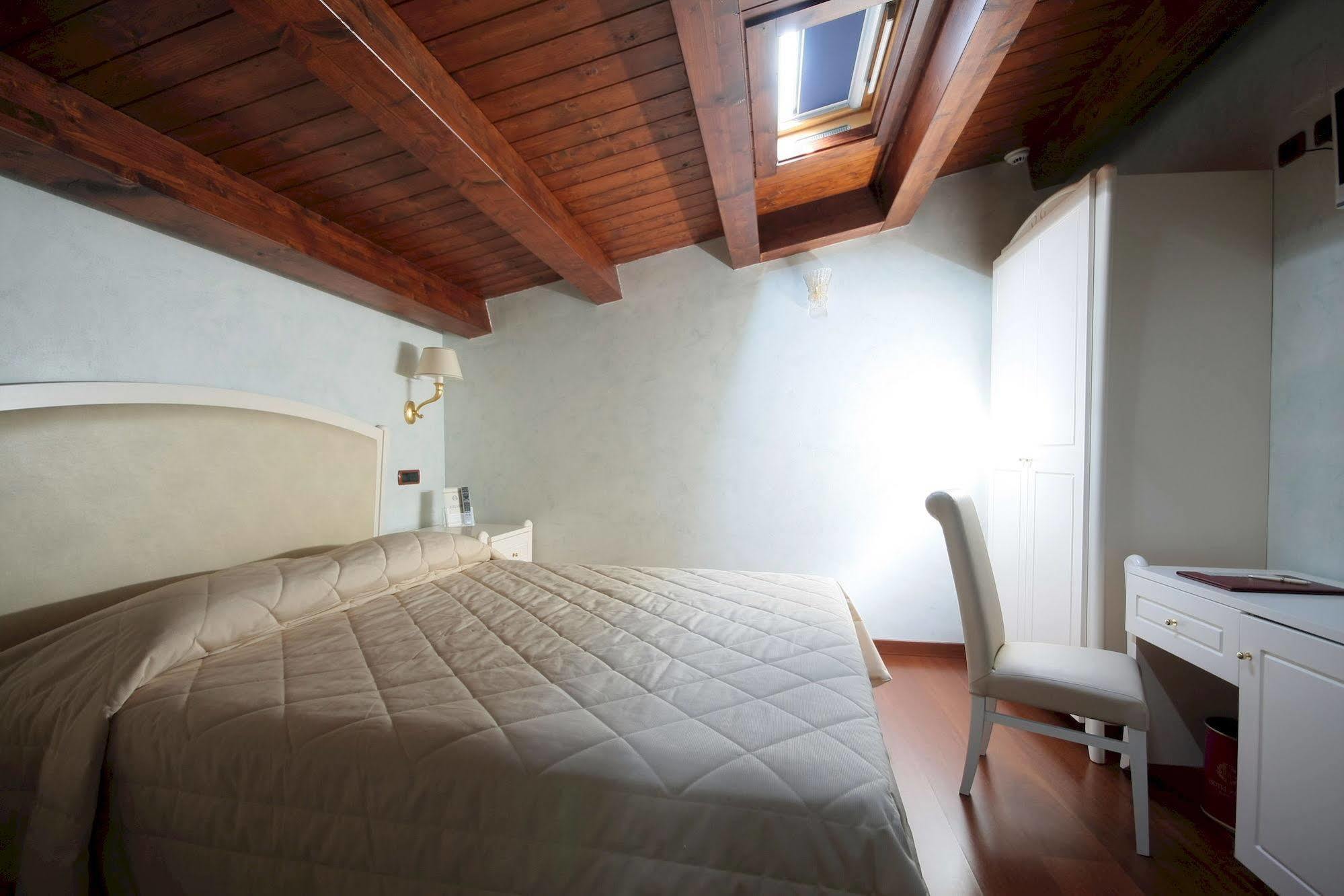 Hotel Rojan Sulmona Ngoại thất bức ảnh