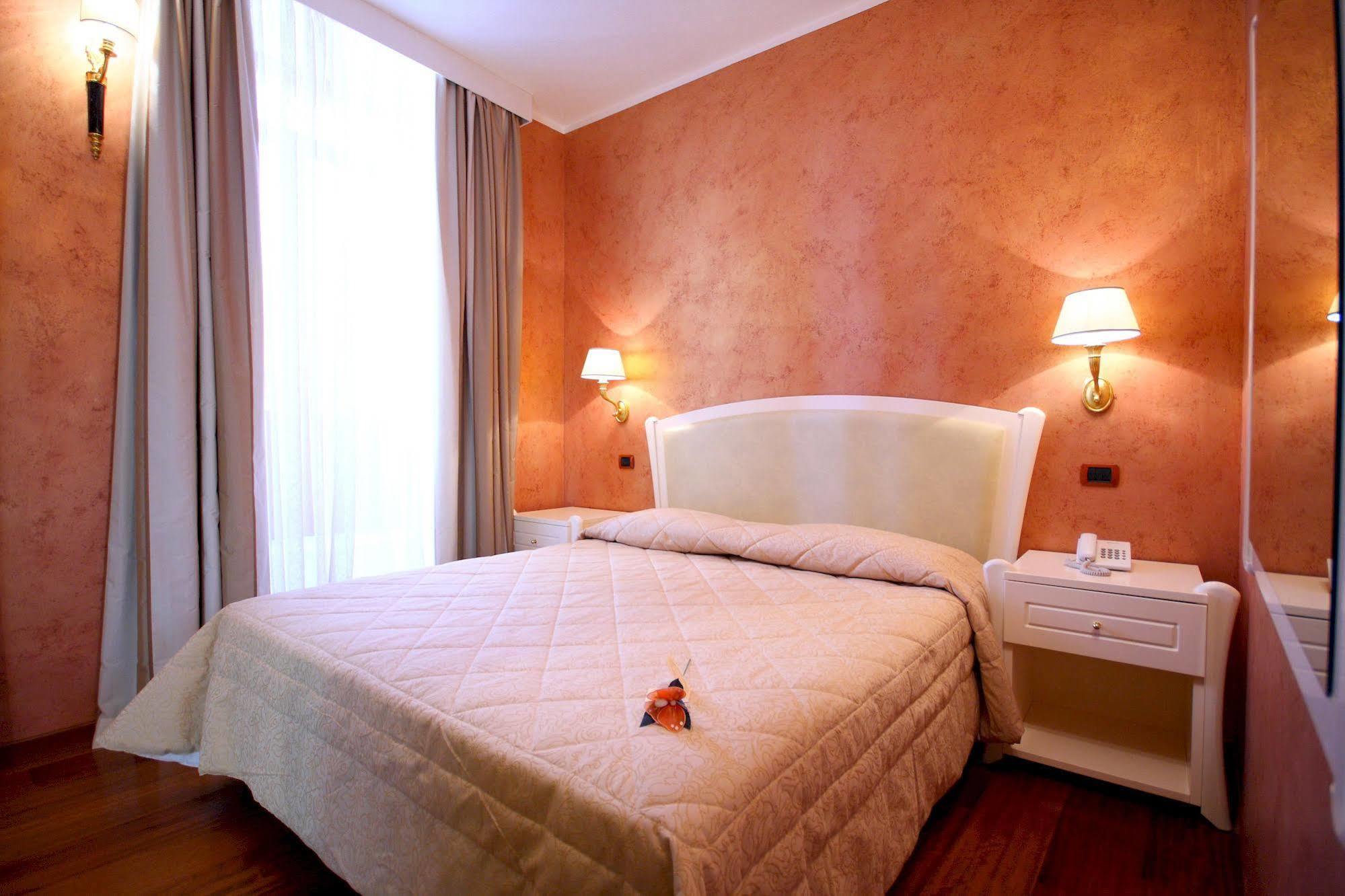 Hotel Rojan Sulmona Ngoại thất bức ảnh