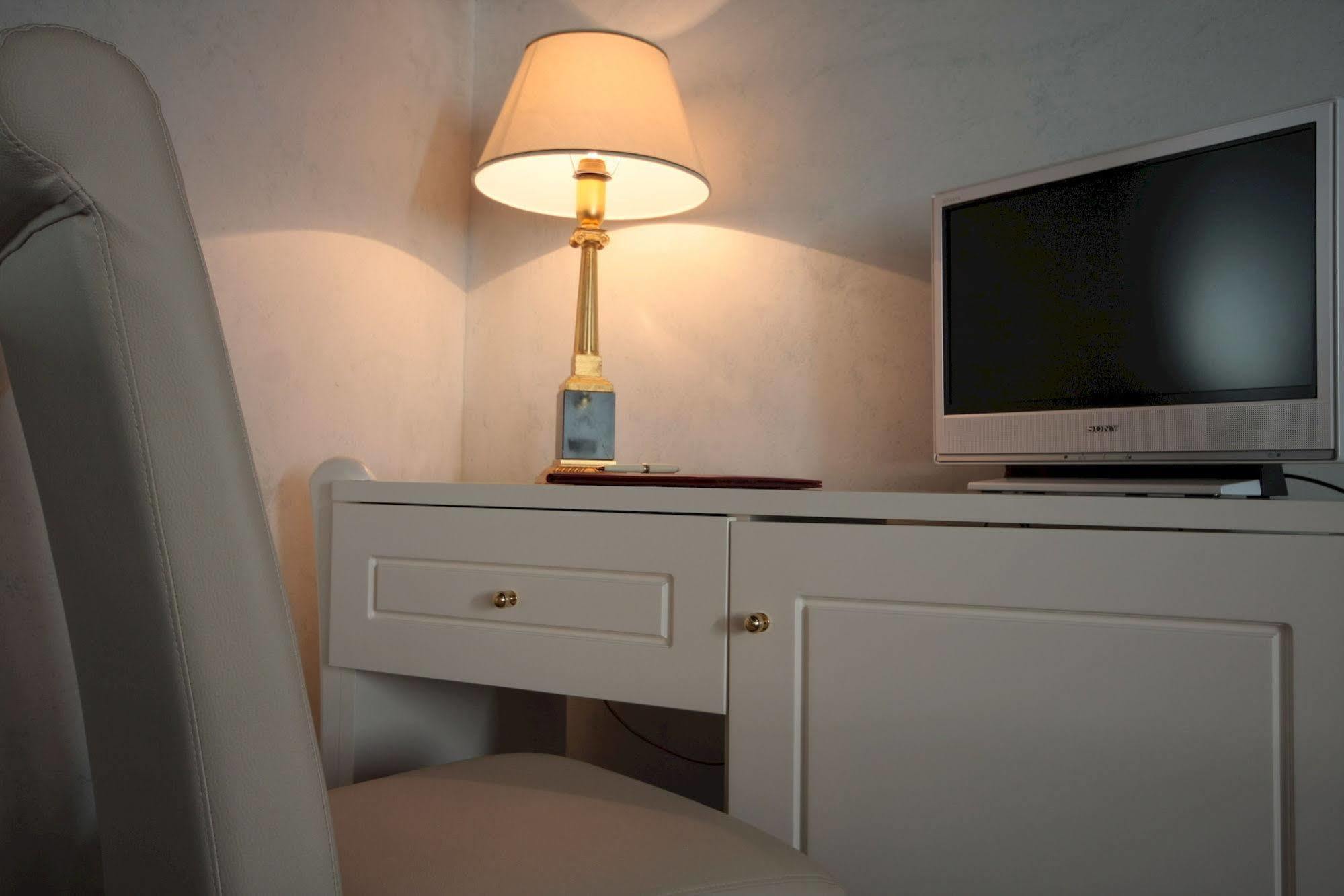 Hotel Rojan Sulmona Ngoại thất bức ảnh